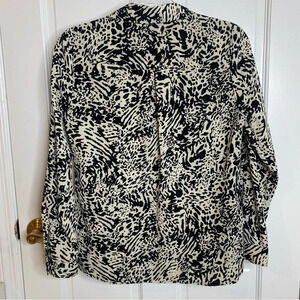 Notations Long Sleeve Collared Button Down Animal Print Black & Beige Bl…